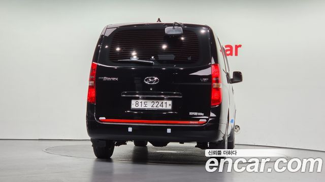 Hyundai Grand Starex Van 5-Seater Modern 2019 — фото 4