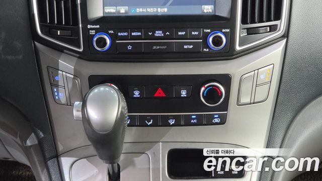 Hyundai Grand Starex Van 5-Seater Modern 2019 — фото 18