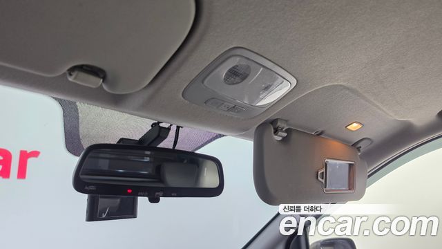 Hyundai Grand Starex Van 5-Seater Modern 2019 — фото 20