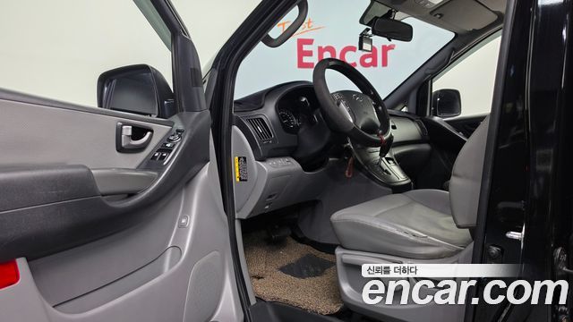 Hyundai Grand Starex Van 5-Seater Modern 2019 — фото 26