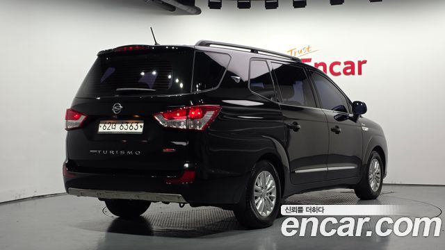 KG Mobility (SsangYong) Korando Turismo 4WD TX 9-seater 2018 — фото 2