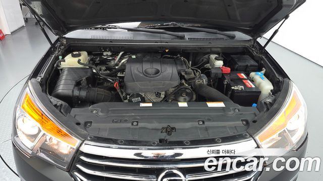 KG Mobility (SsangYong) Korando Turismo 4WD TX 9-seater 2018 — фото 5