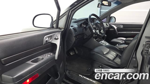 KG Mobility (SsangYong) Korando Turismo 4WD TX 9-seater 2018 — фото 9