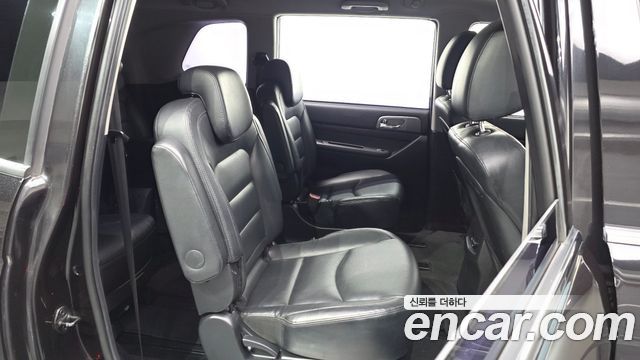 KG Mobility (SsangYong) Korando Turismo 4WD TX 9-seater 2018 — фото 14