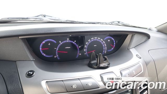 KG Mobility (SsangYong) Korando Turismo 4WD TX 9-seater 2018 — фото 36