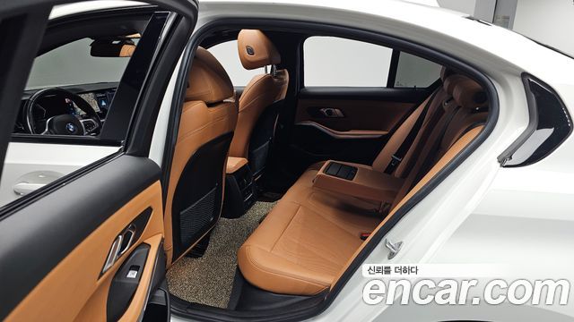 BMW 3 Series (G20) 320d M Sport 2023 — фото 12