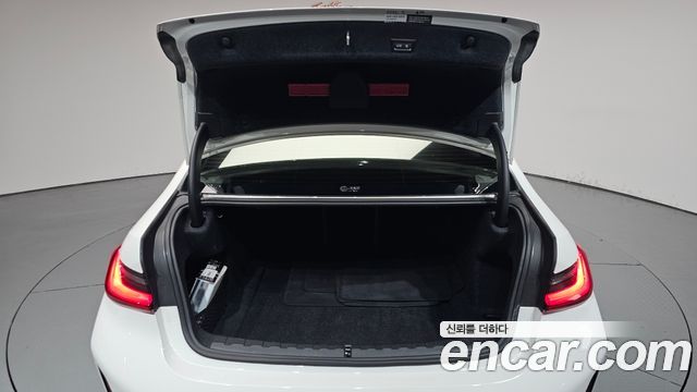 BMW 3 Series (G20) 320d M Sport 2023 — фото 20