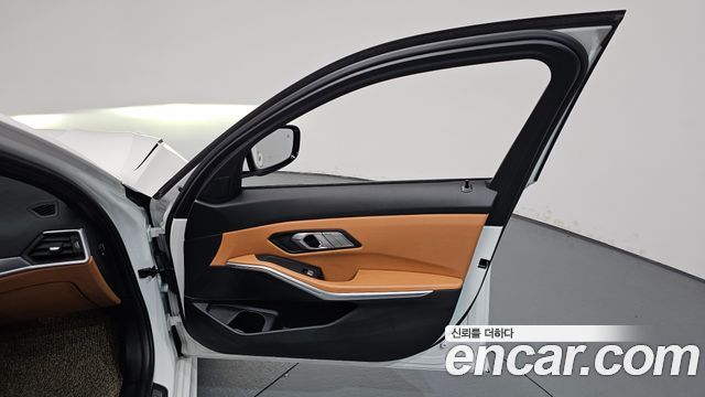 BMW 3 Series (G20) 320d M Sport 2023 — фото 24