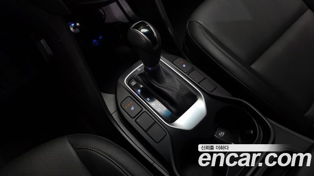 Hyundai Santa Fe The Prime Diesel 2.0 2WD Premium 2016 — фото 9