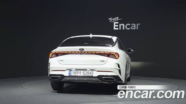 Kia K5 (III) 1.6 Turbo Signature 2021 — фото 4