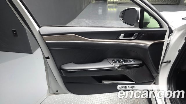 Kia K5 (III) 1.6 Turbo Signature 2021 — фото 30