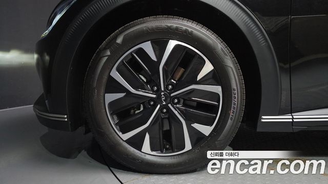 Kia EV6 Long Range 4WD Air 2022 — фото 5