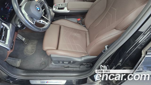 BMW X1 (U11) sDrive 20i M Sport 2023 — фото 18