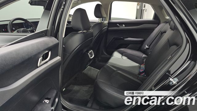 Kia K5 (III) 2.0 LPi(Rent) Trendy 2026 — фото 12