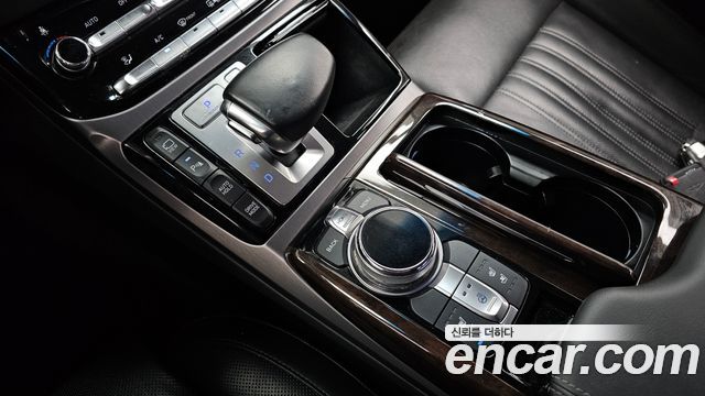 Genesis EQ900 3.3 T-GDI AWD Premiun Luxury 2016 — фото 9