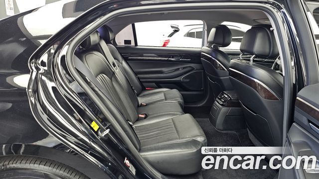 Genesis EQ900 3.3 T-GDI AWD Premiun Luxury 2016 — фото 12
