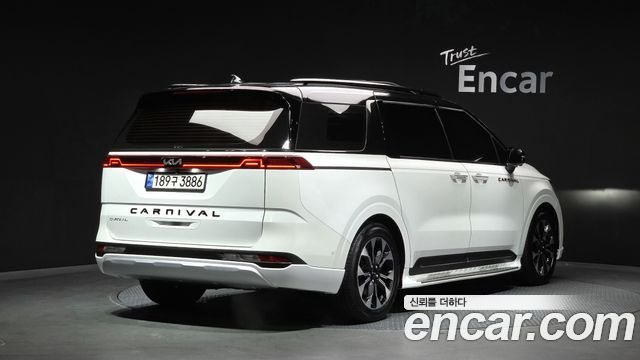 Kia Carnival (IV) Gasoline 7-Seater Signature 2023 — фото 2