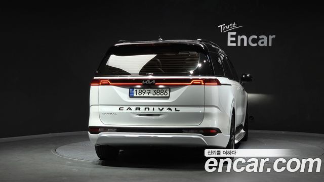 Kia Carnival (IV) Gasoline 7-Seater Signature 2023 — фото 4