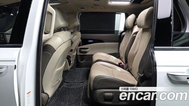 Kia Carnival (IV) Gasoline 7-Seater Signature 2023 — фото 11