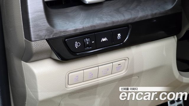 Kia Carnival (IV) Gasoline 7-Seater Signature 2023 — фото 15