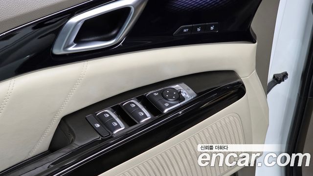 Kia Carnival (IV) Gasoline 7-Seater Signature 2023 — фото 16