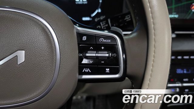 Kia Carnival (IV) Gasoline 7-Seater Signature 2023 — фото 17