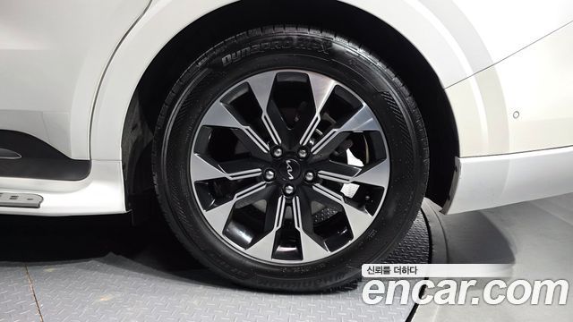 Kia Carnival (IV) Gasoline 7-Seater Signature 2023 — фото 21