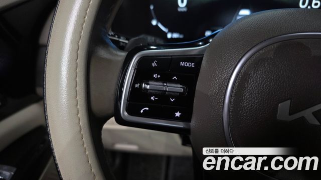 Kia Carnival (IV) Gasoline 7-Seater Signature 2023 — фото 29