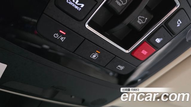 Kia Carnival (IV) Gasoline 7-Seater Signature 2023 — фото 31