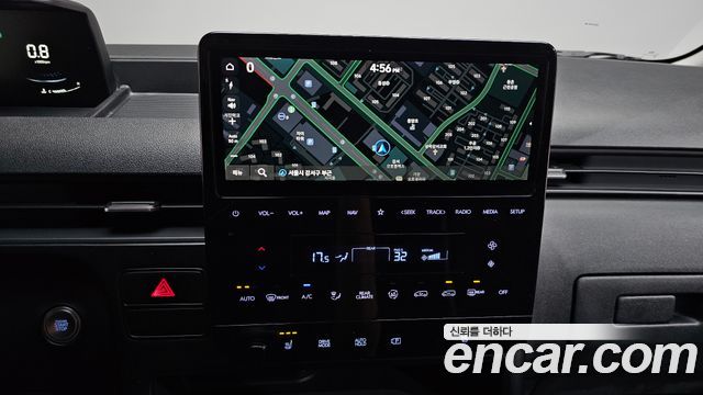 Hyundai Staria 4WD Tourer 11-Seater Modern 2023 — фото 14
