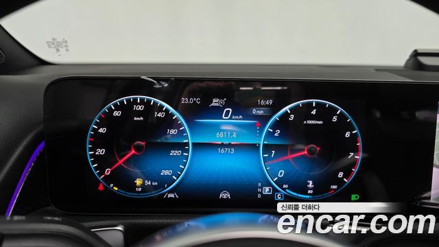 Mercedes-Benz GLB-Class (X247) GLB250 4MATIC 2023 — фото 8
