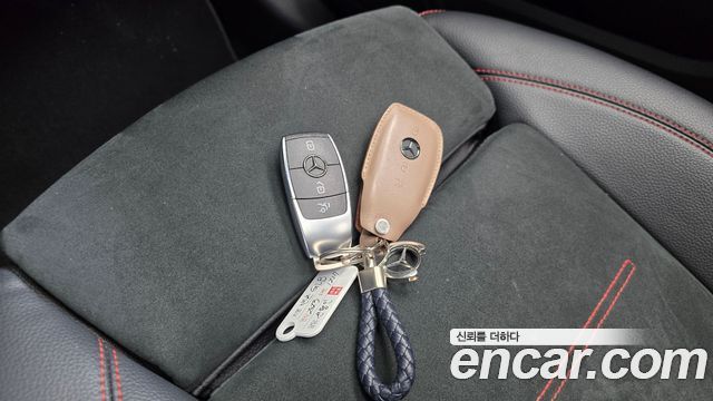 Mercedes-Benz GLB-Class (X247) GLB250 4MATIC 2023 — фото 15