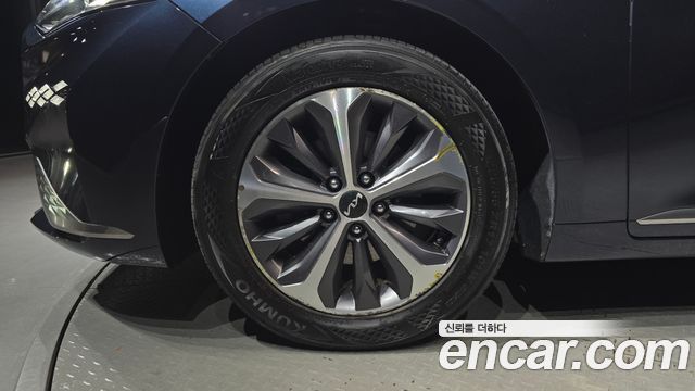 Kia K8 Hybrid Noblesse 2022 — фото 5