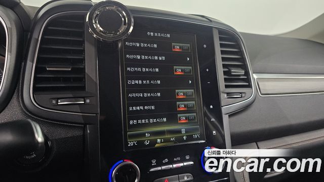 Renault Korea QM6 2.0 LPe Premiere 2WD 2023 — фото 16