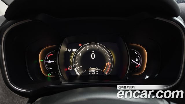 Renault Korea QM6 2.0 LPe RE Signature 2WD 2022 — фото 8