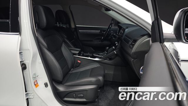 Renault Korea QM6 2.0 LPe RE Signature 2WD 2022 — фото 26