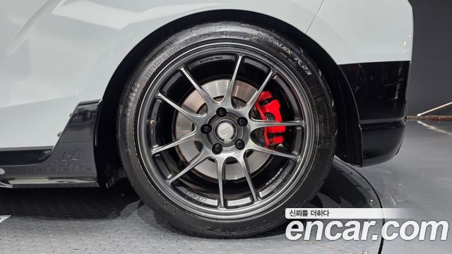 Hyundai Veloster (JS) 2.0 N 2019 — фото 21