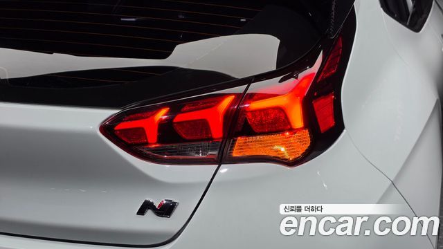 Hyundai Veloster (JS) 2.0 N 2019 — фото 23