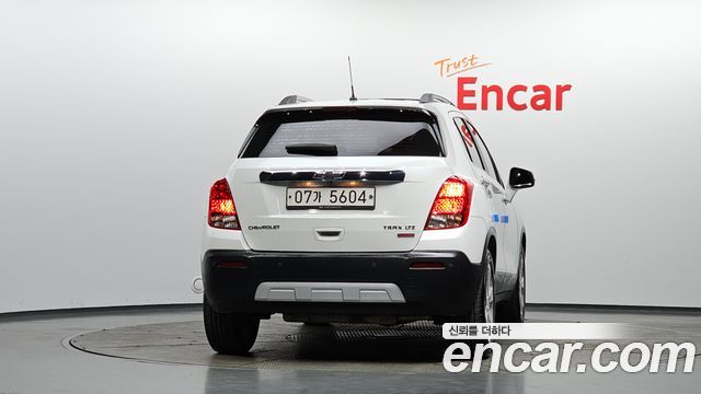 Chevrolet Trax 1.4 Premium 2015 — фото 4