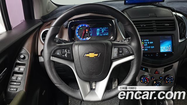 Chevrolet Trax 1.4 Premium 2015 — фото 15