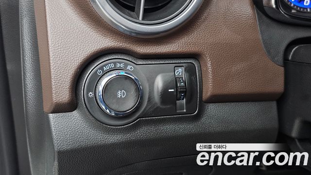 Chevrolet Trax 1.4 Premium 2015 — фото 20