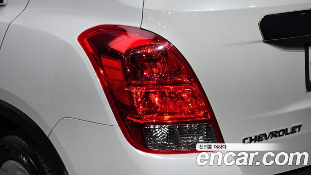 Chevrolet Trax 1.4 Premium 2015 — фото 23