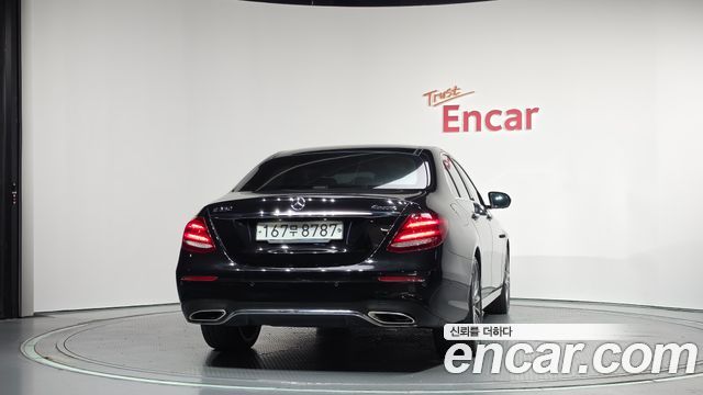 Mercedes-Benz E-Class (W213) E350 4MATIC AMG Line 2019 — фото 4