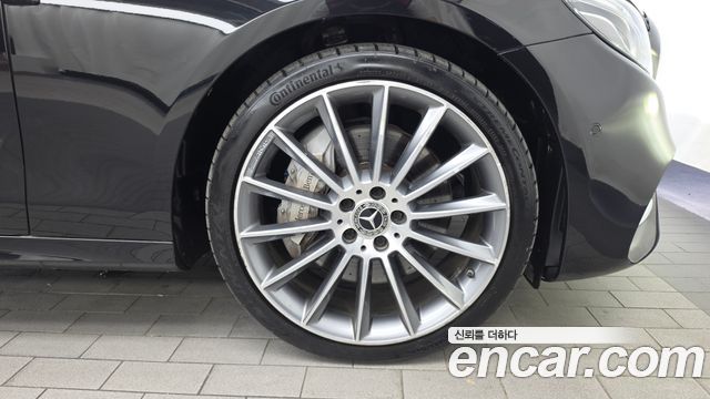 Mercedes-Benz E-Class (W213) E350 4MATIC AMG Line 2019 — фото 21