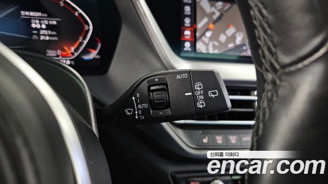 BMW 1 Series (F40) 120i M Sports 2022 — фото 18
