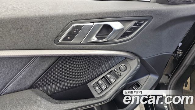 BMW 1 Series (F40) 120i M Sports 2022 — фото 19