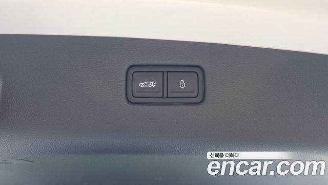 Genesis GV70 2.5T Gasoline AWD 2022 — фото 17