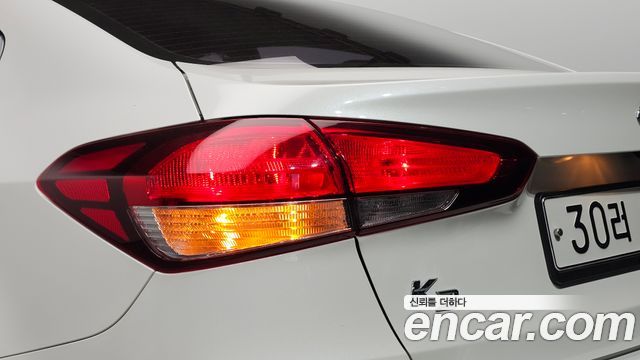 Kia K3 Prestige 2017 — фото 25