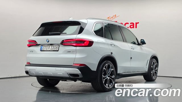 BMW X5 (G05) xDrive 40i xLine 2022 — фото 2