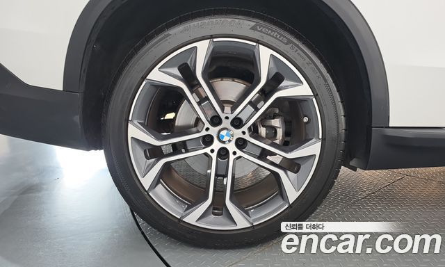 BMW X5 (G05) xDrive 40i xLine 2022 — фото 5